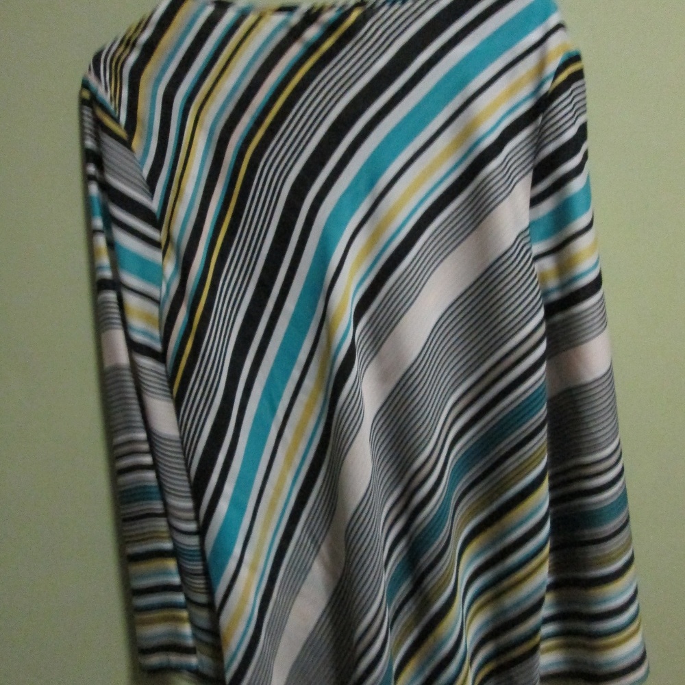 NWOT LIZ CLAIBORNE  CARRER TOP SIZE XL - Picture 4 of 4